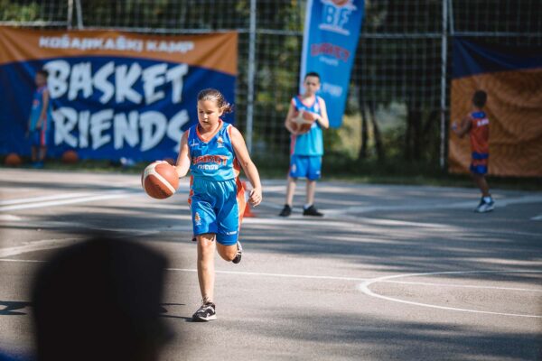 Basket-Friends-Kamp-2.deo-100