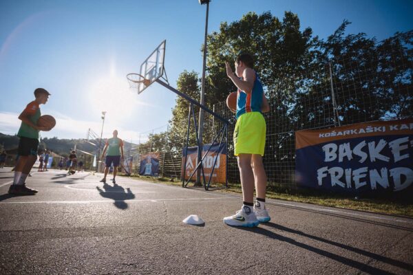 Basket-Friends-Kamp-2.deo-122