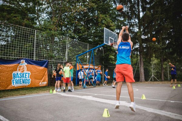 Basket-Friends-Kamp-2.deo-44